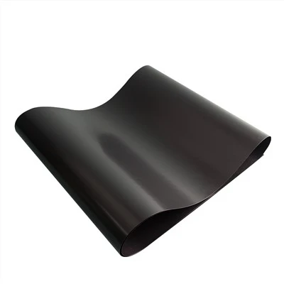 Melns plastmasas materiāls slīddēlim